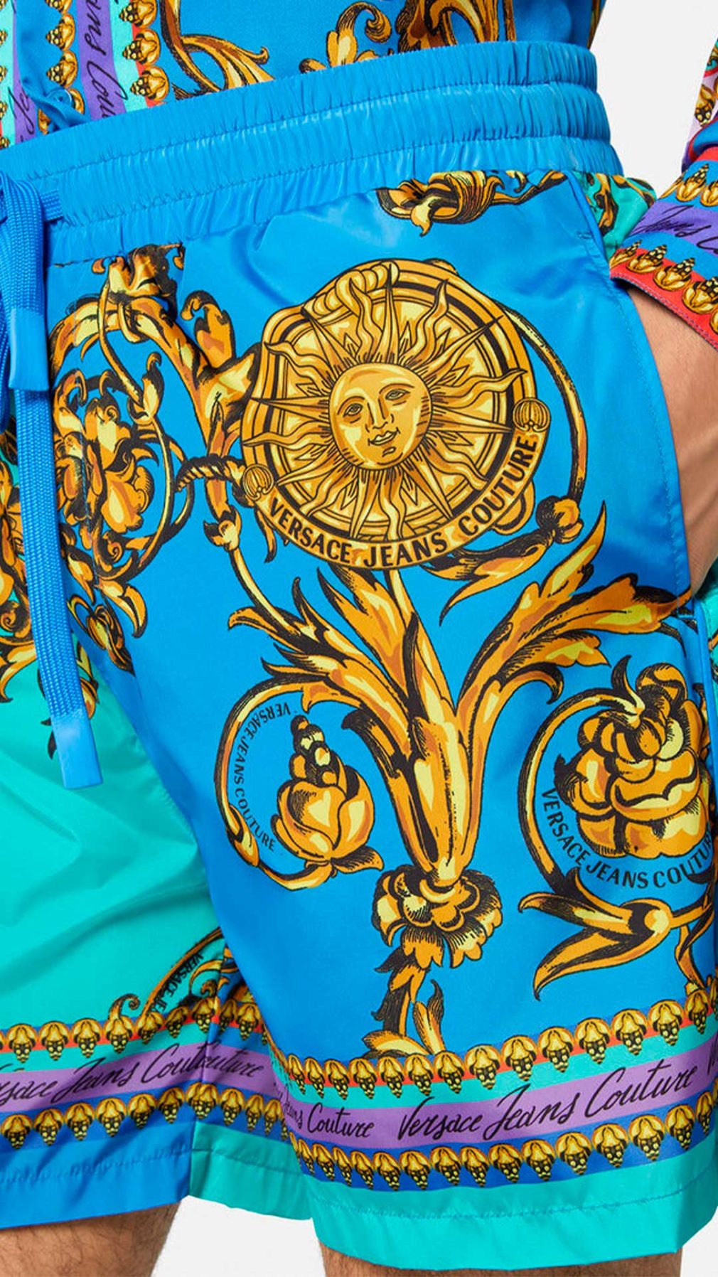 Pantalones cortos Versace Jeans Couture con el estampado Garland Sun