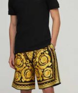 Polo Versace Jeans Couture con logo en el cuello