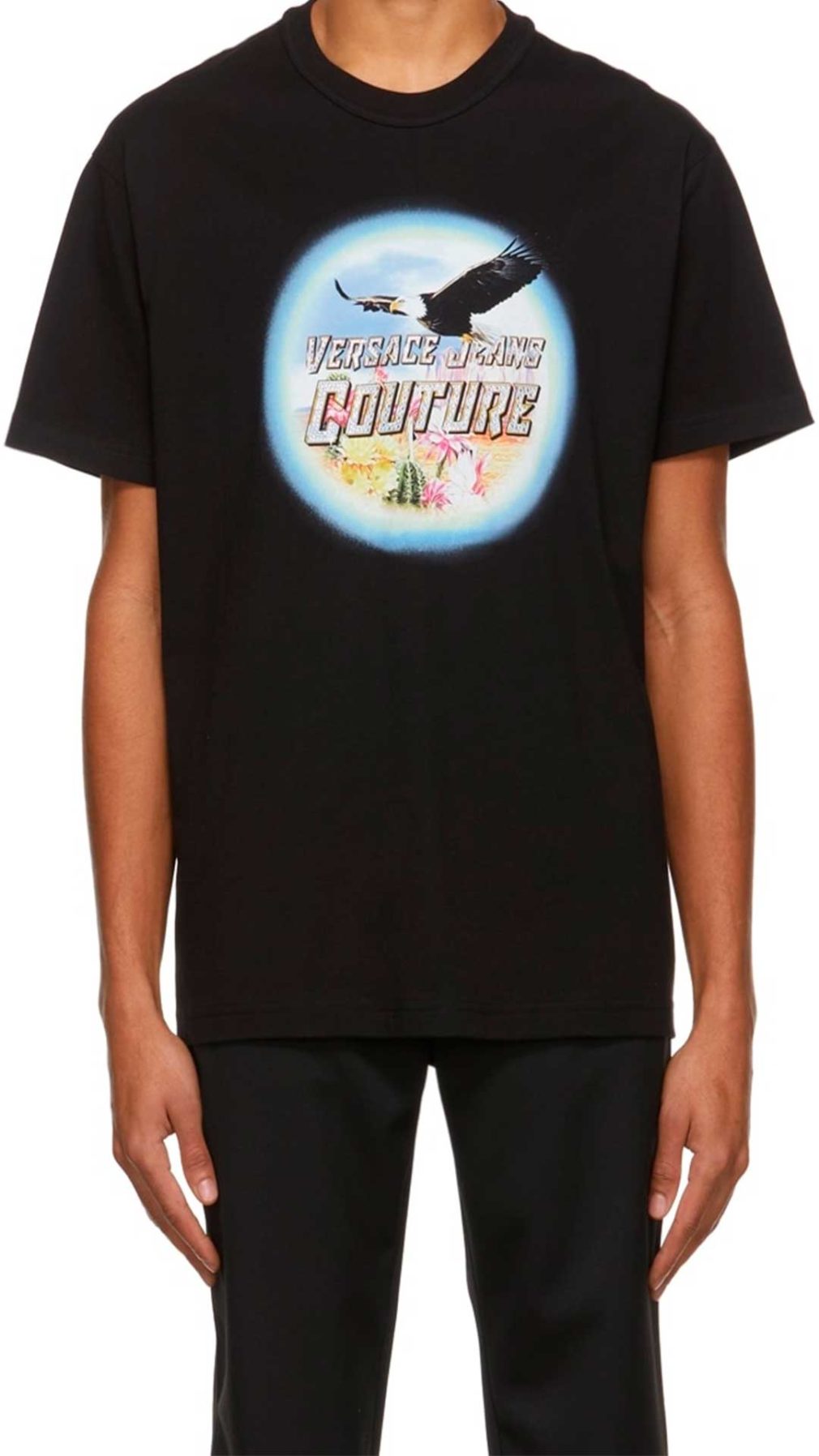 Camiseta negra Versace Jeans Couture grafico y detalles de cristal en la parte delantera con logo