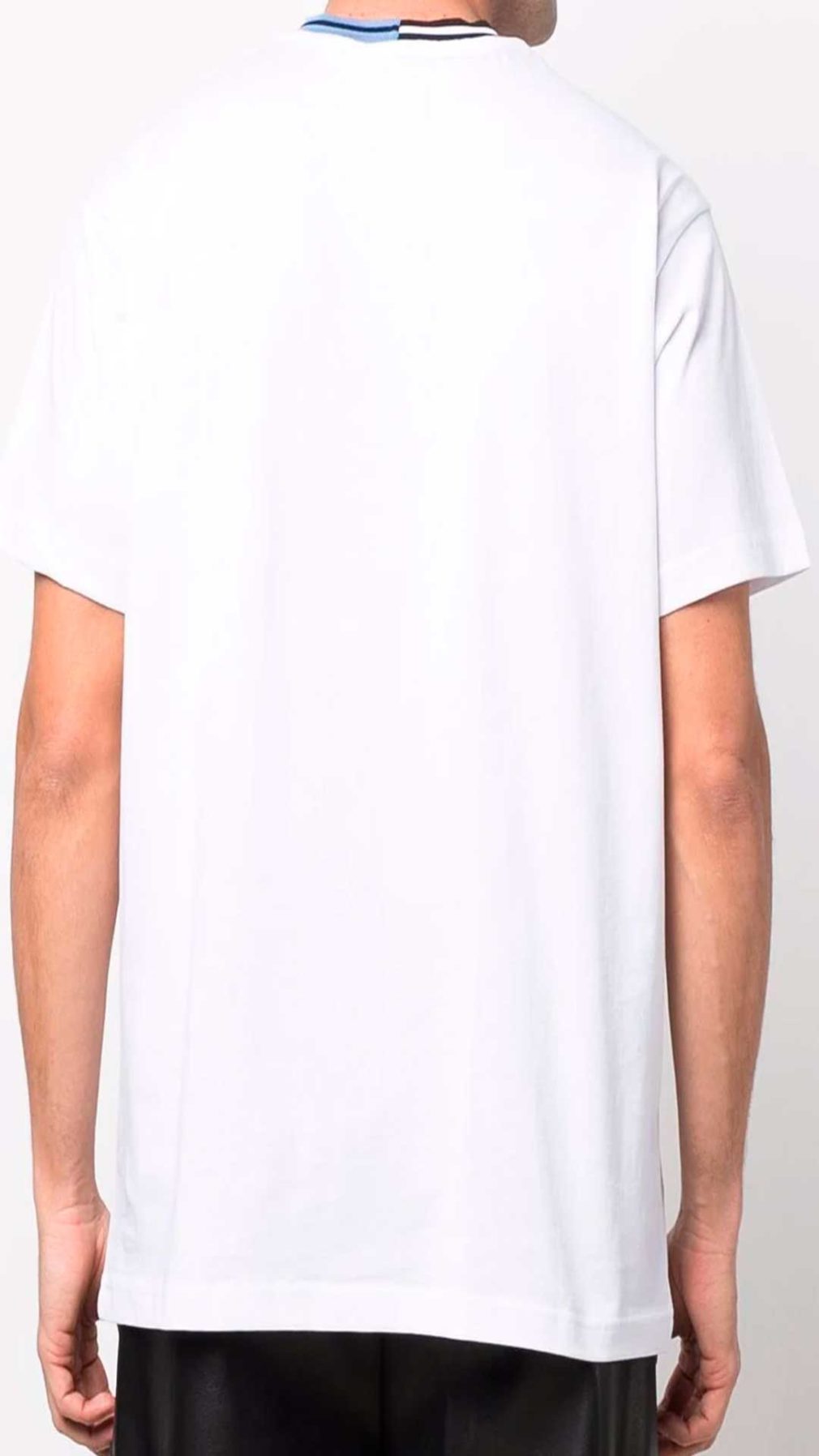 Camiseta  blanca Versace Jeans Couture con logo estampado en la parte delantera