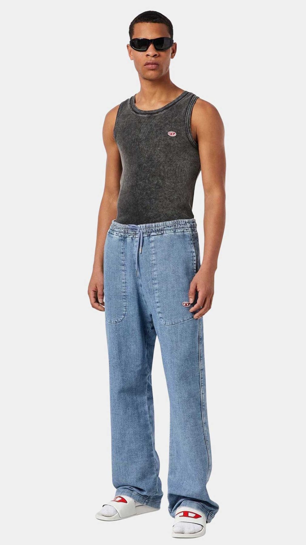 Pantalón azul Diesel D-Martians Track Denim Joggjeans con logotipo D en la parte delantera