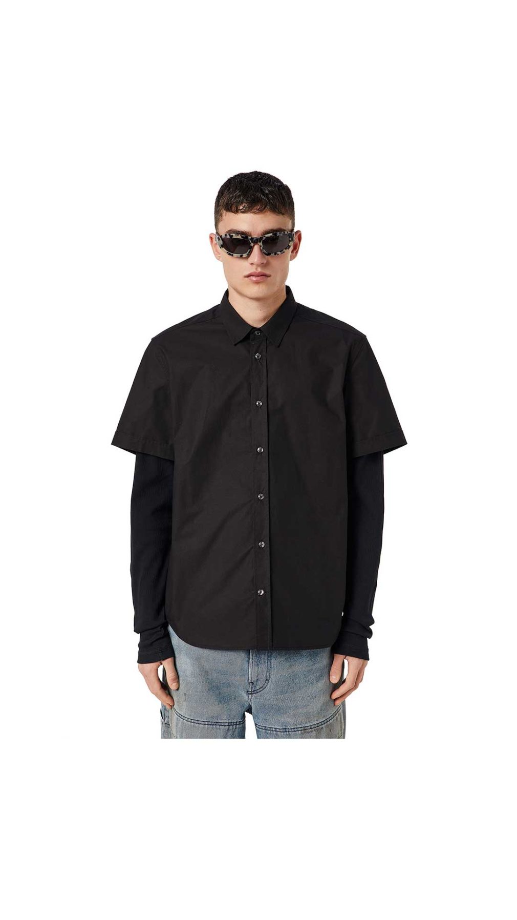 Camisa Diesel con magas de canale y parche D ovalado