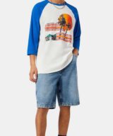 Camiseta Diesel mangas raglán 3/4 con estampado tropical