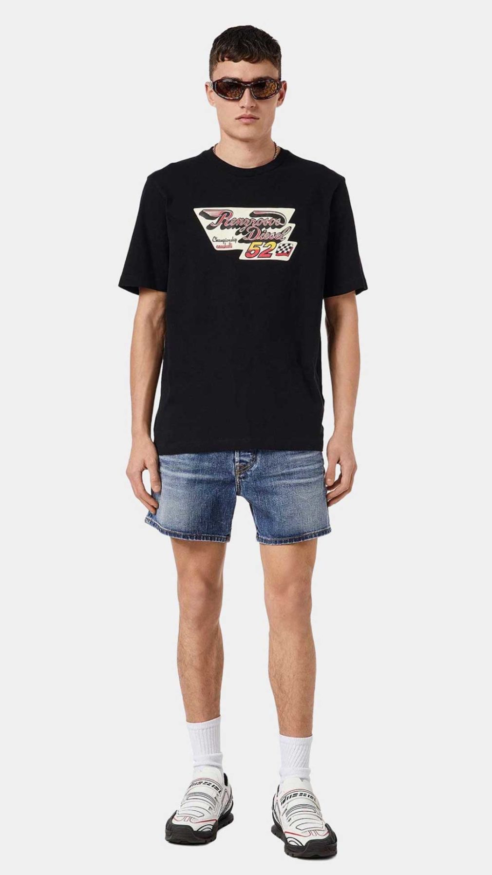 Pantalón corto Diesel D-KIRM-Z con etiqueta del logotipo