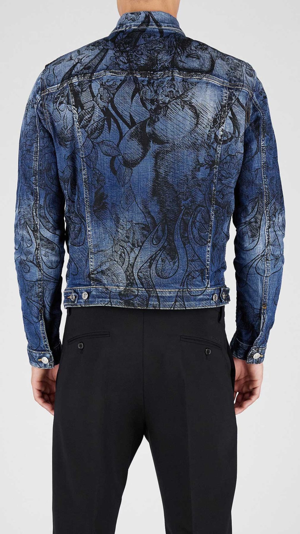 Chaqueta Dsquared2 con estampado y etiqueta del logotipo en la parte delantera