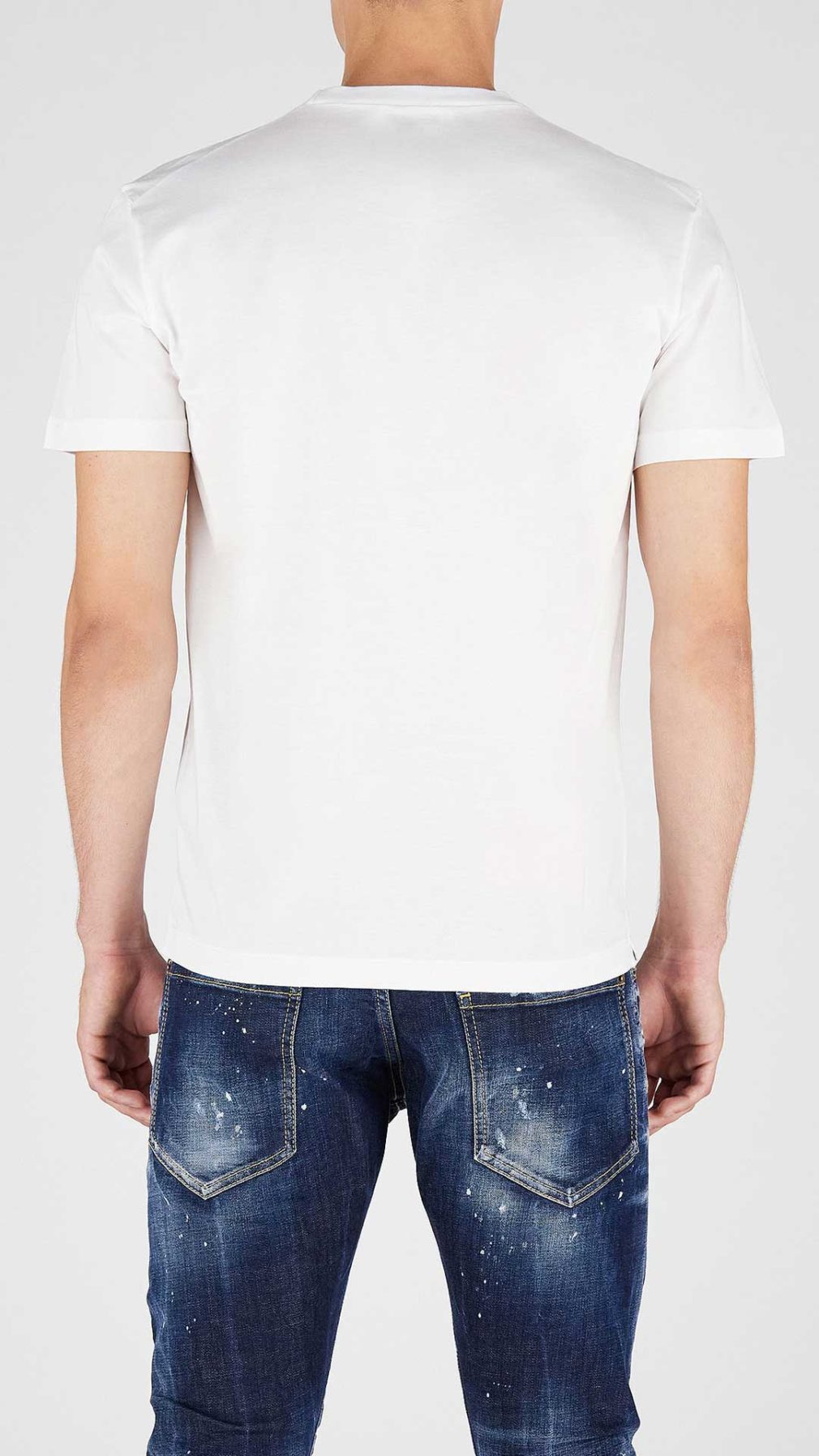 Camiseta blanca Dsquared2 con logotipo y hoja de Canadá en la parte delantera