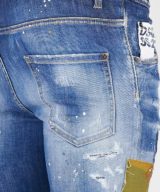 Jeans Super Twinky Dsquared2 con parche camuflaje y etiqueta con logotipo
