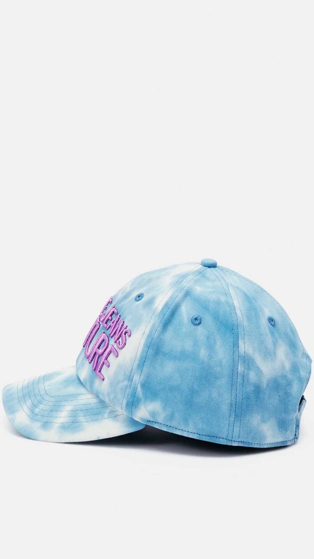 Gorra Versace Jeans con logo bordado en la parte delantera