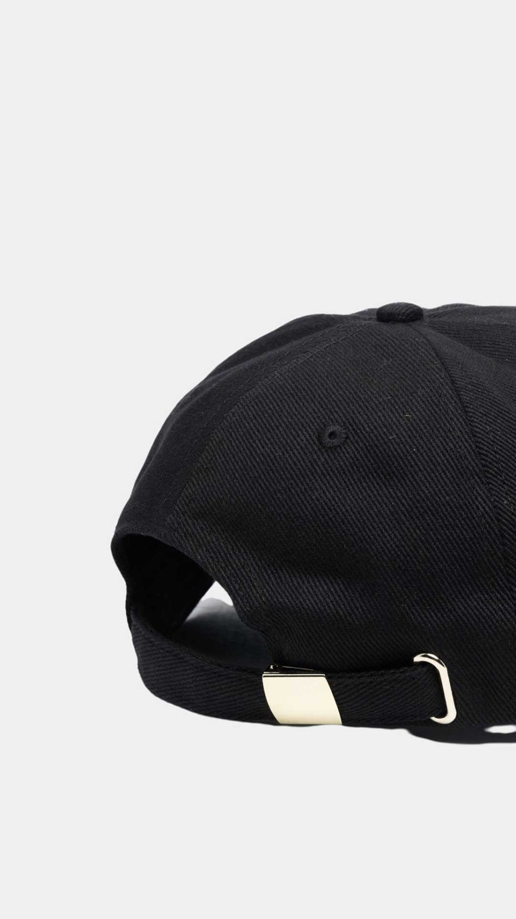 Gorra Versace Jeans Couture con logotipo bordado en la parte delantera