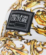 Gorra  blanca Versace Jeans Couture con estampado barroco