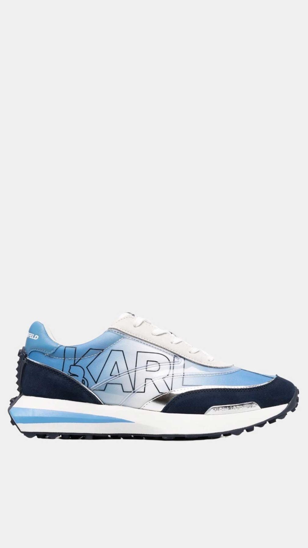 Deportivas azul Karl Lagerfeld con detalles translúcidos en los paneles laterales y un maxi logo estampado