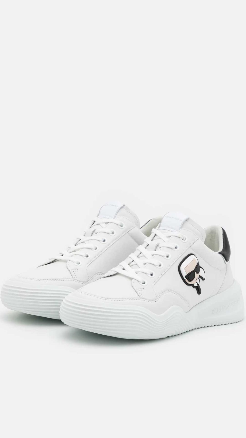 Deportiva Karl Lagerfeld con logotipo icónico