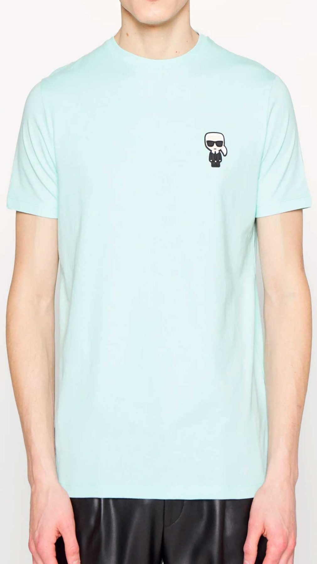 Camiseta Karl Lagerfeld con detalle de parche en el pecho
