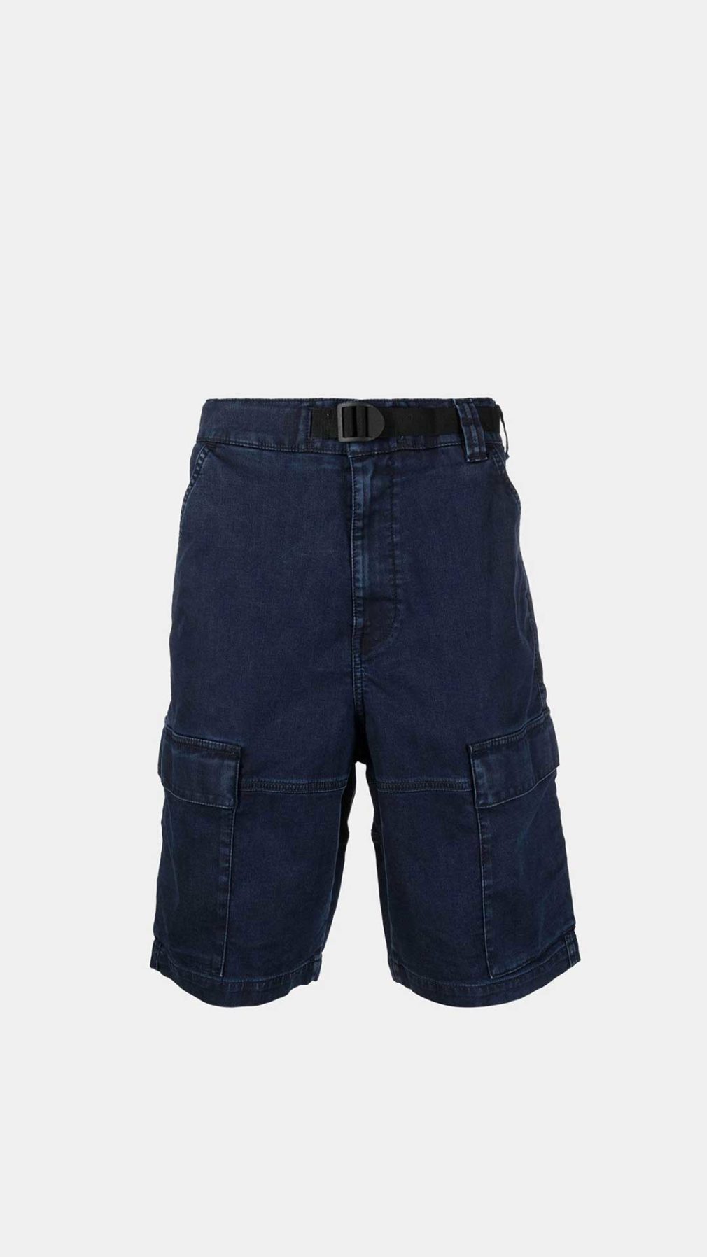 Pantalón corto Diesel de mezclilla con parche del logo