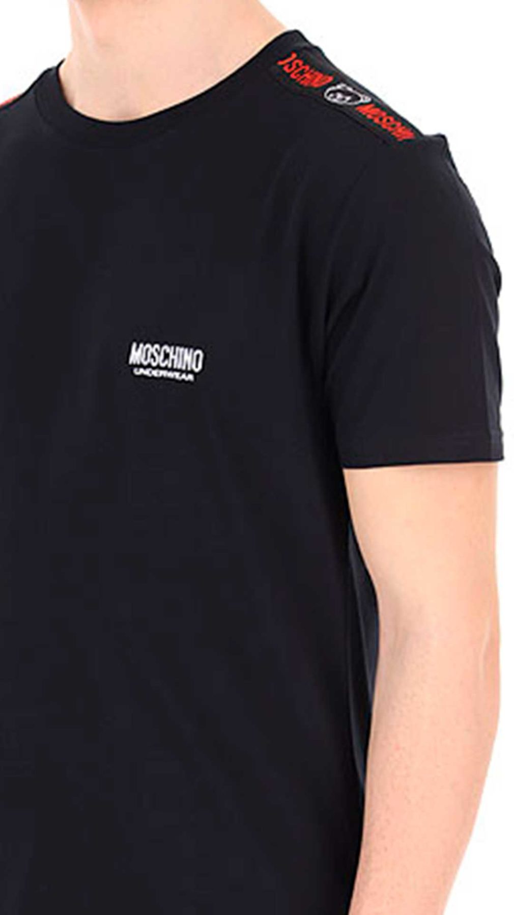 Camiseta negra de Moschino con logotipo en el pecho