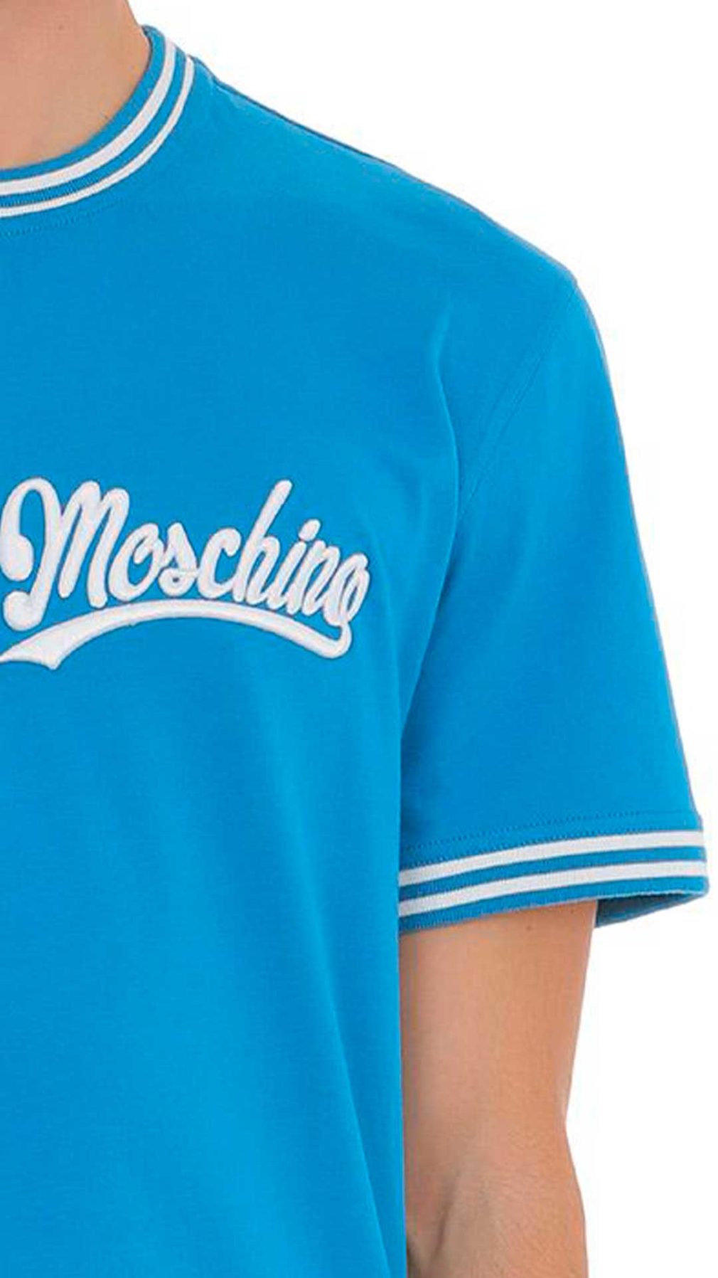 Camiseta Moschino con logo bordado