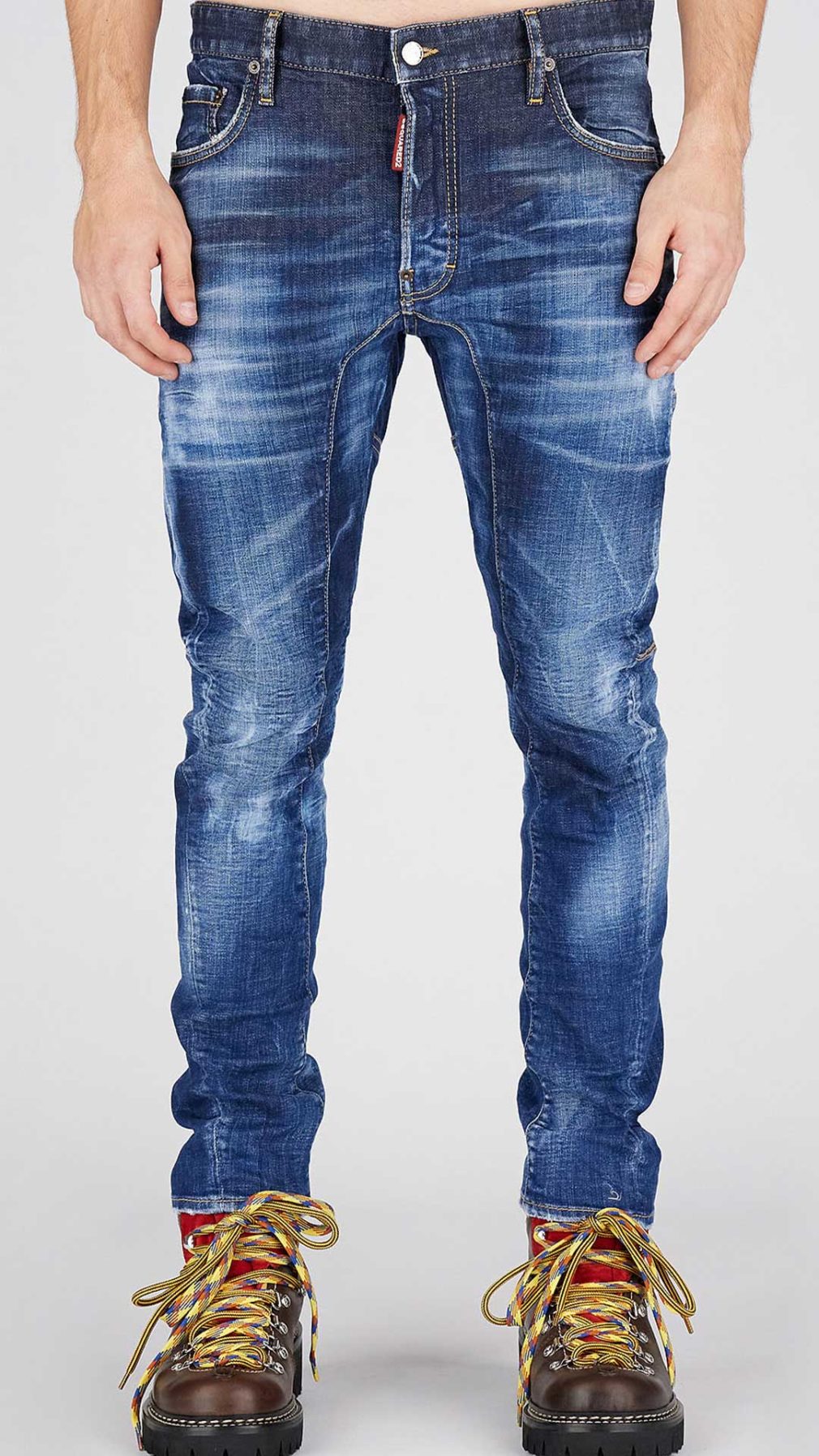 Jeans Tedy Biker Dsquared2 con texto en la parte izquierda de la pierna