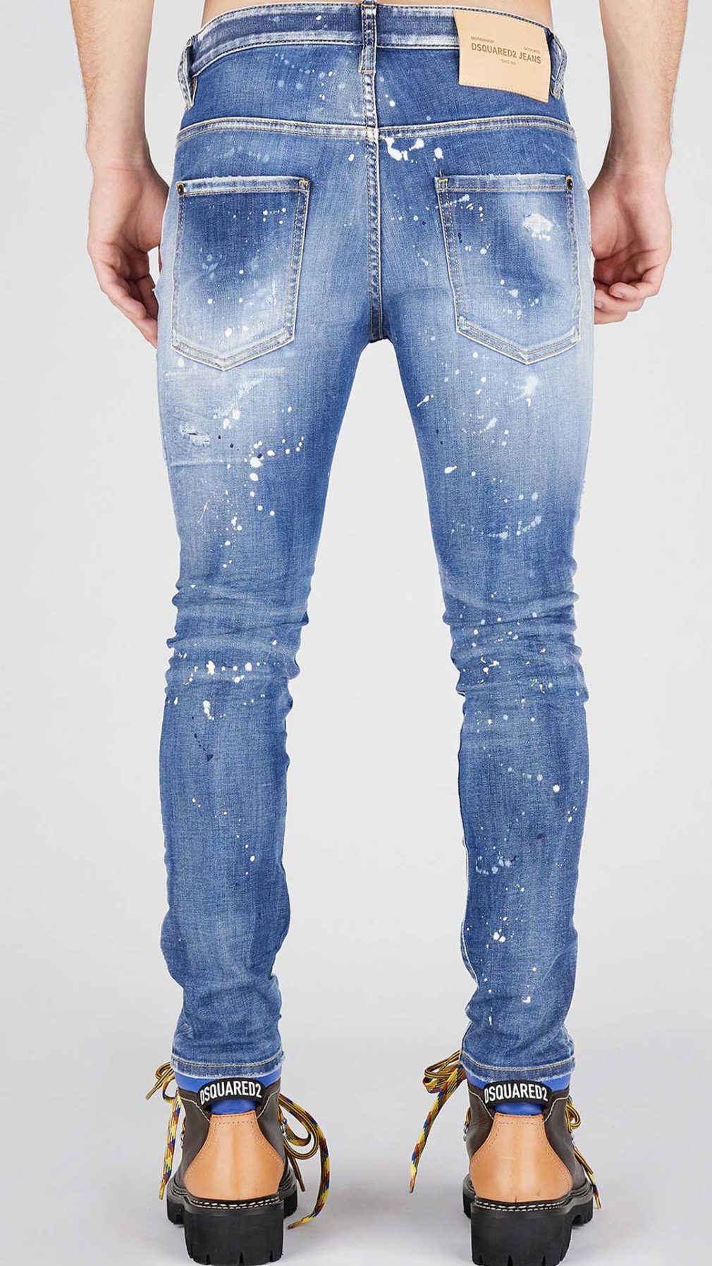 Jeans Super Twinky Dsquared2 efecto envejecido con manchas de pintura