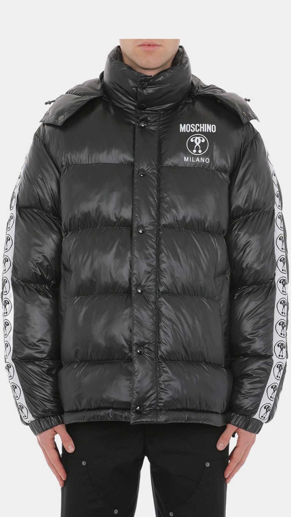 Chaqueta Moschino acolchada con bandas en mangas con logotipo