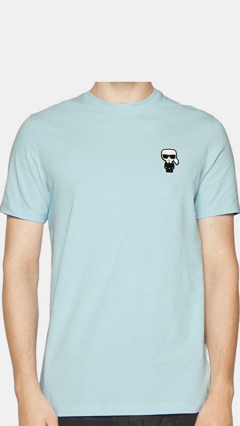 Camiseta azul claro Karl Lagerfeld con detalle de parche en el pecho engomado