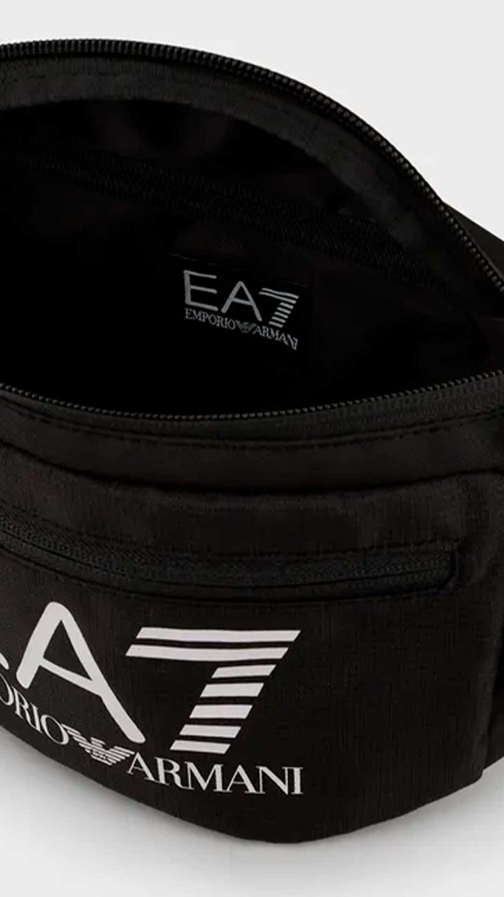 Riñonera EA7 Emporio Armani de tejido técnico