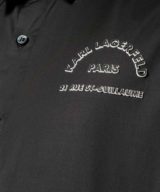 Camisa Karl Lagerfeld con logotipo en relieve