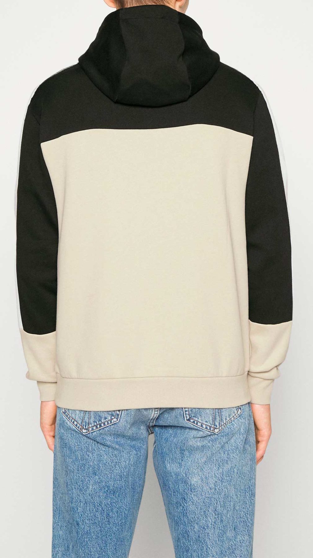 Sudadera EA7 Emporio Armani con capucha
