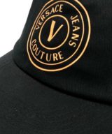 Gorra Versace Jeans Couture con logo estampado en dorado