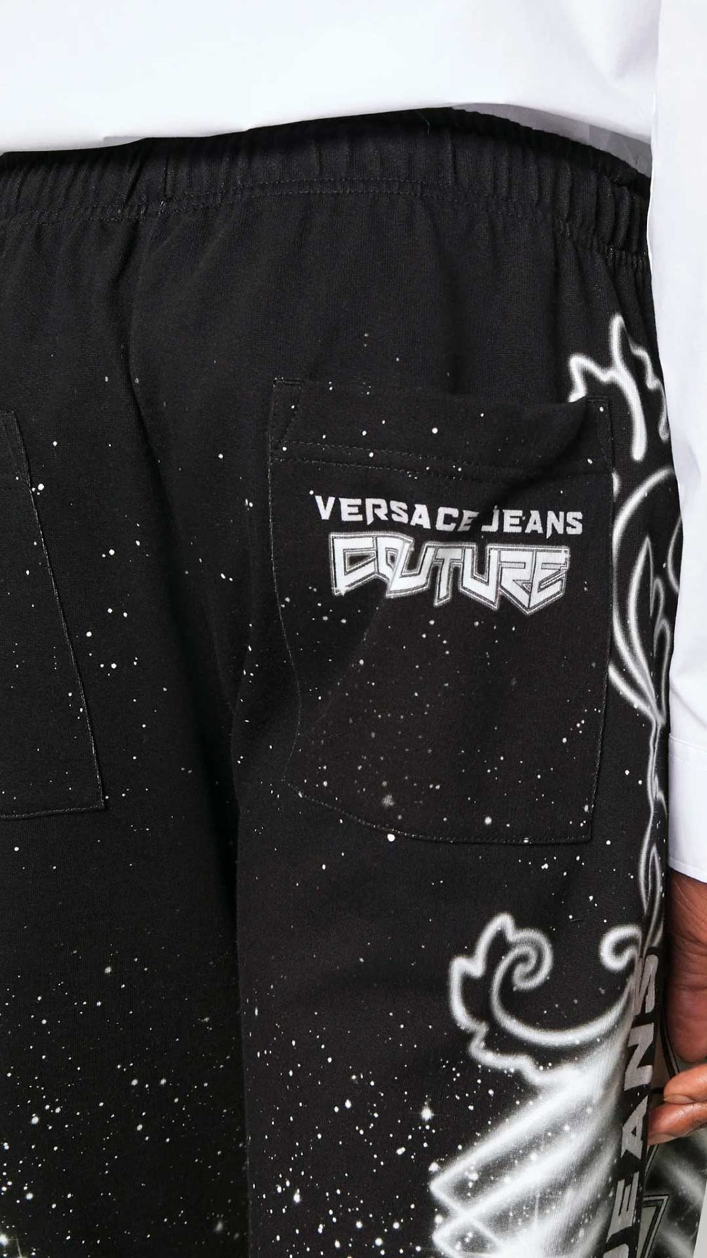 Pantalón deportivo Versace Jeans Couture con estampado Space Couture