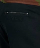 Pantalón deportivo Moschino con estampado de camuflaje