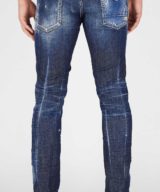 Jeans Skater Dsquared2 con los bajos sin terminar