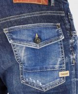 Jeans Skater Dsquared2 con los bajos sin terminar