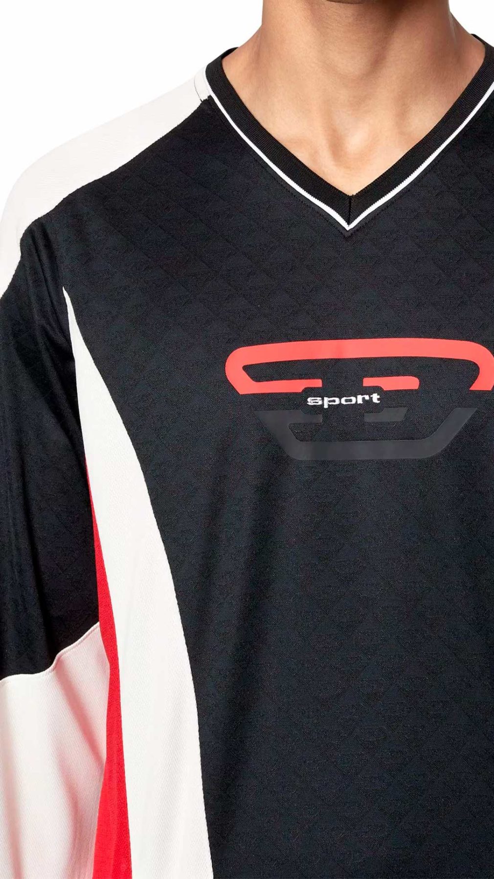 Camiseta de pico  de la colección Diesel Sport