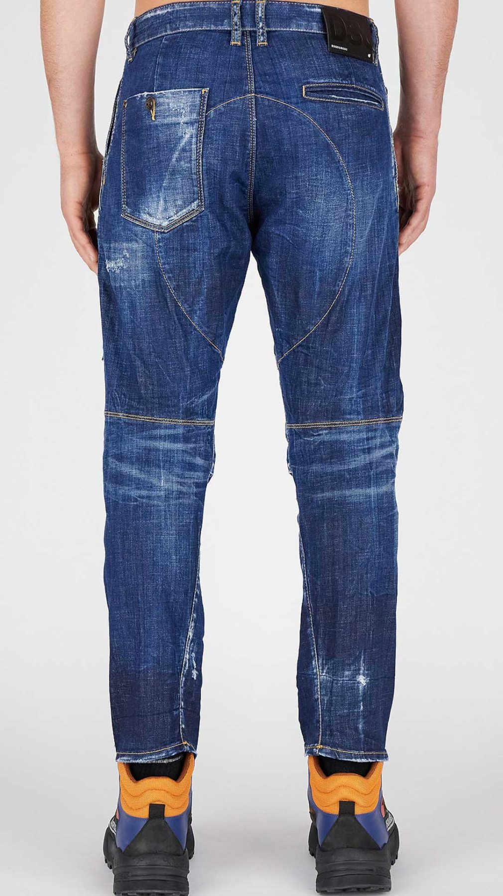 Jeans Skipper Fit Dsquared2 etiqueta negra con logotipo