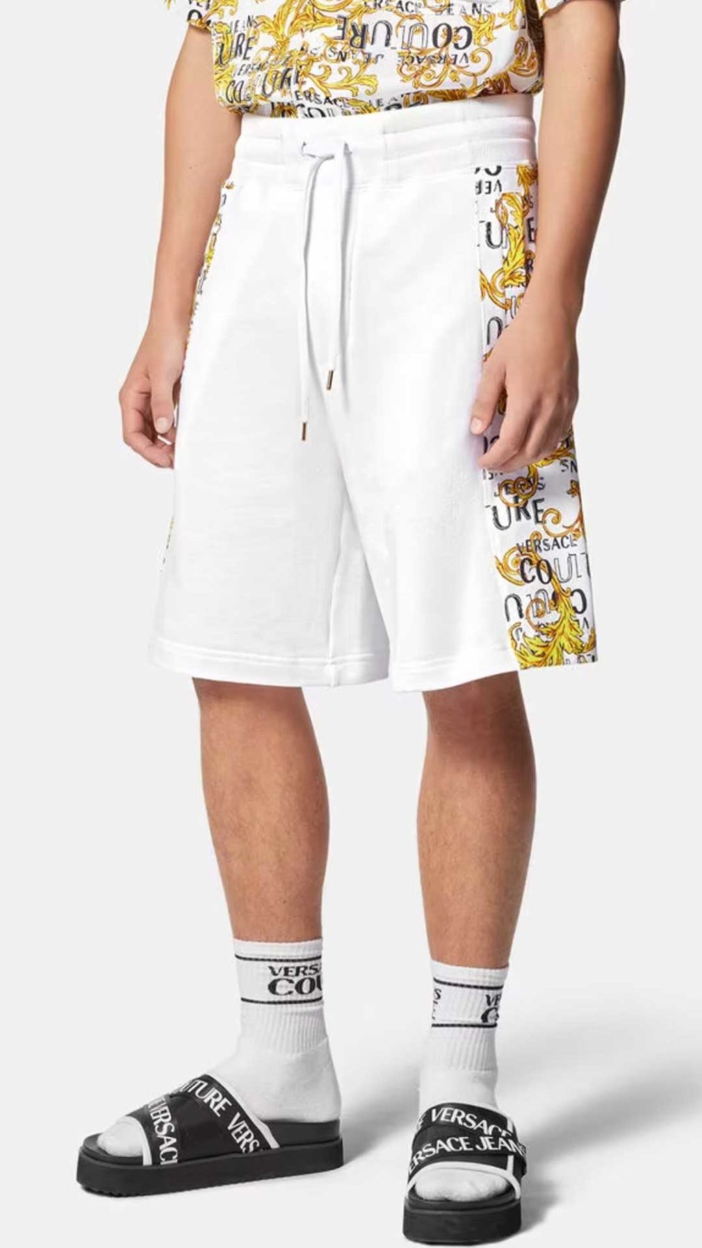 Pantalón corto deportivos de Versace Jeans Couture