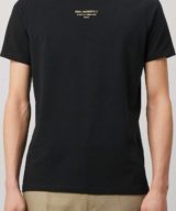 Camiseta Karl Lagerfeld con logotipo dorado