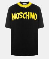 Camiseta Moschino con logo estampado de efecto pintado a mano