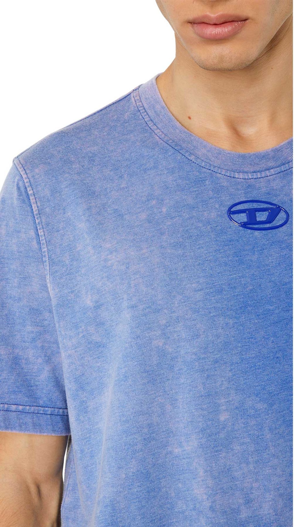 Camiseta Diesel con logotipo en relieve