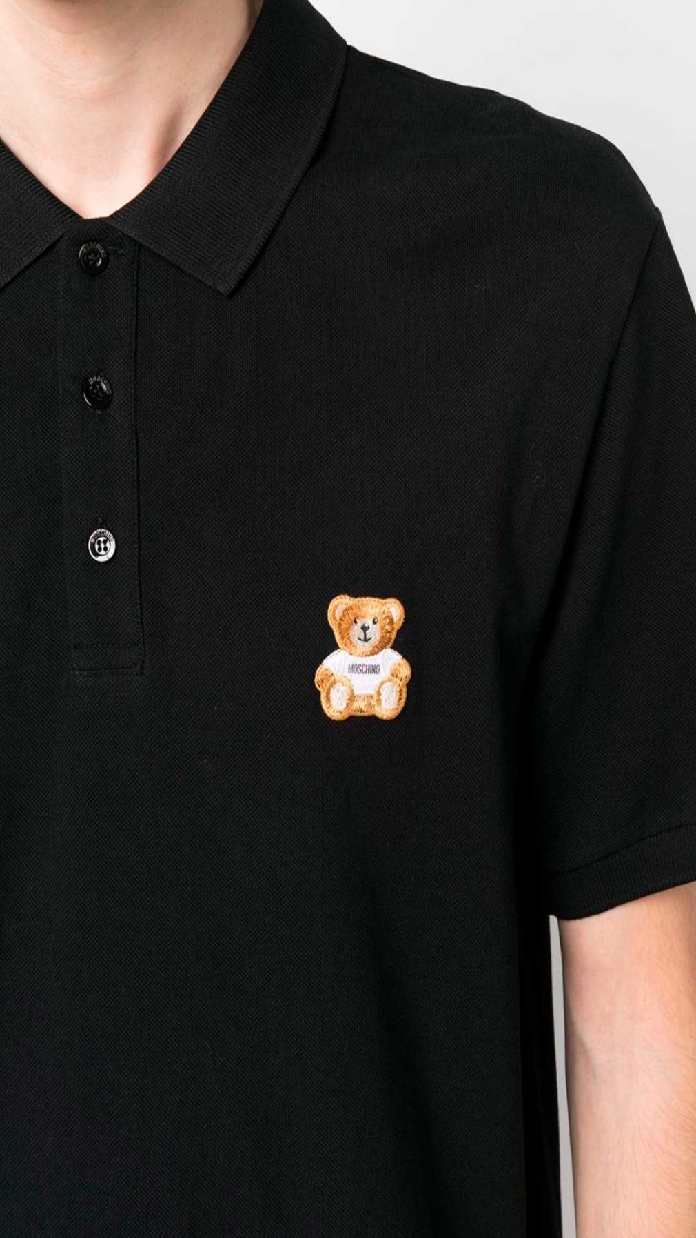 Polo Moschino con parche del logo Teddy Bear