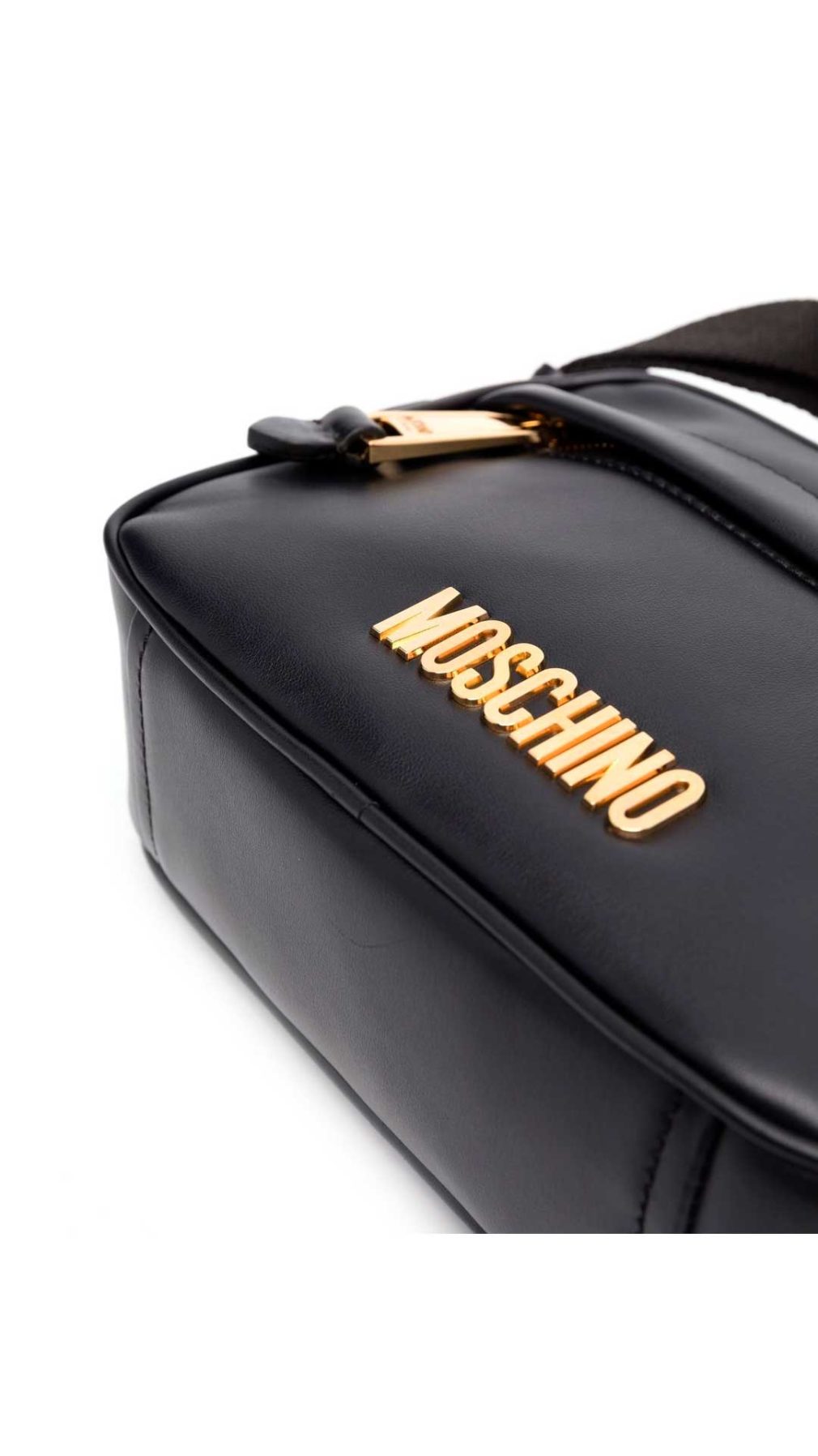 Bolso pequeño Moschino con logotipo en dorado