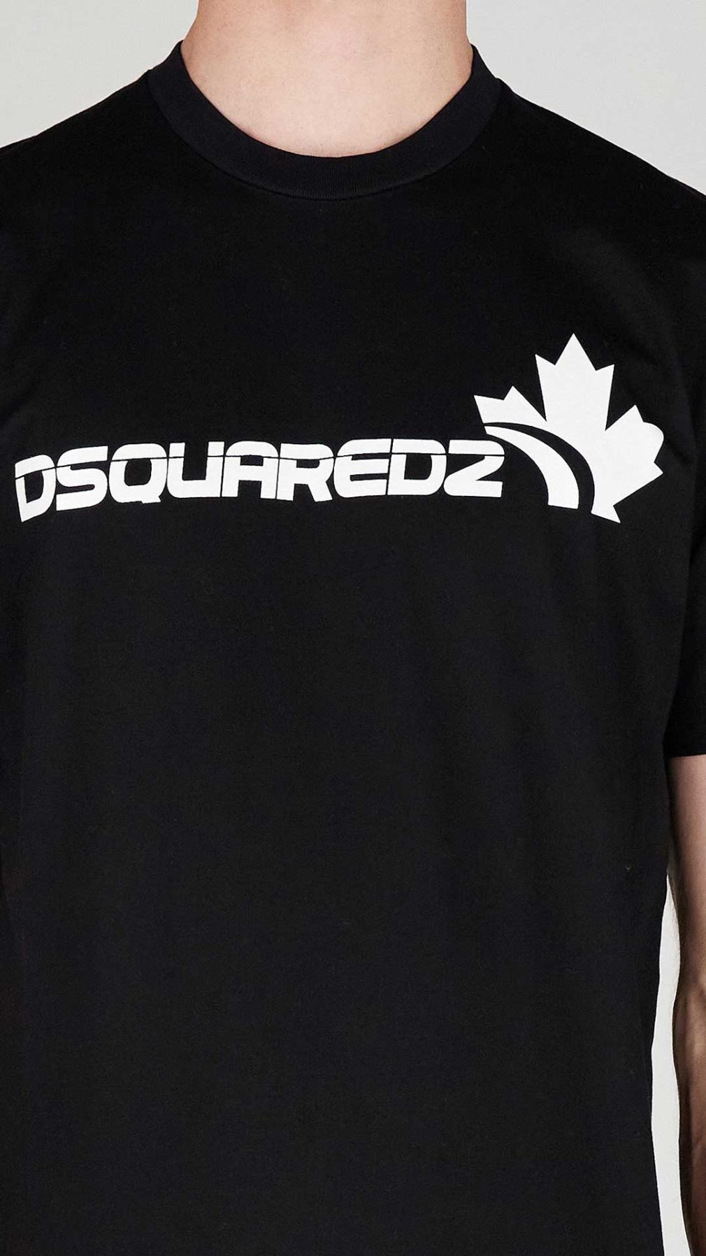 Camiseta Dsquared2 con logo y hoja de Canadá