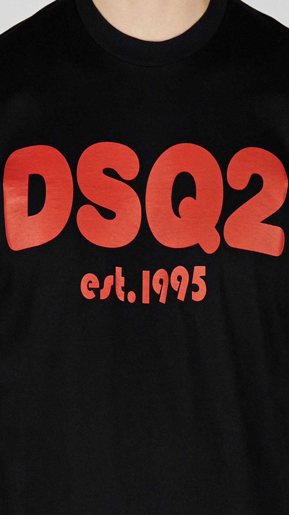 Camiseta Dsquared2 estampación DSQ2 EST.1995