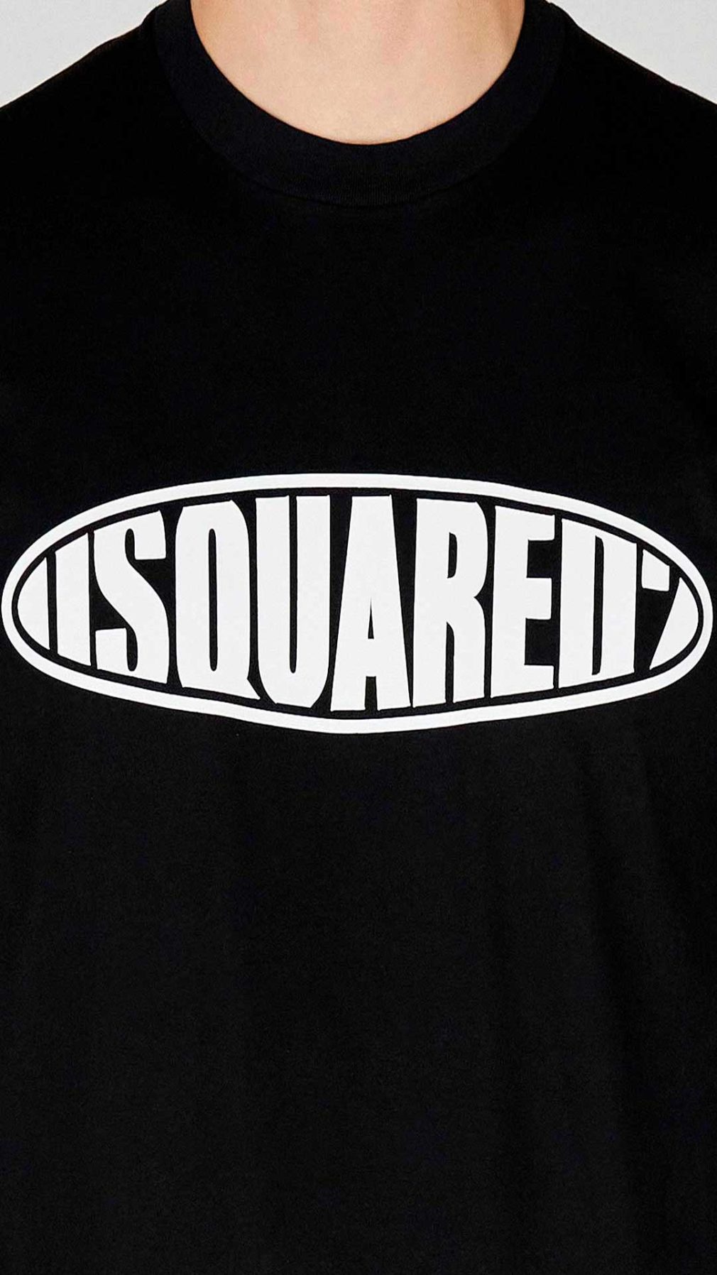 Camiseta Dsquared2 con logo engomado en la parte delantera