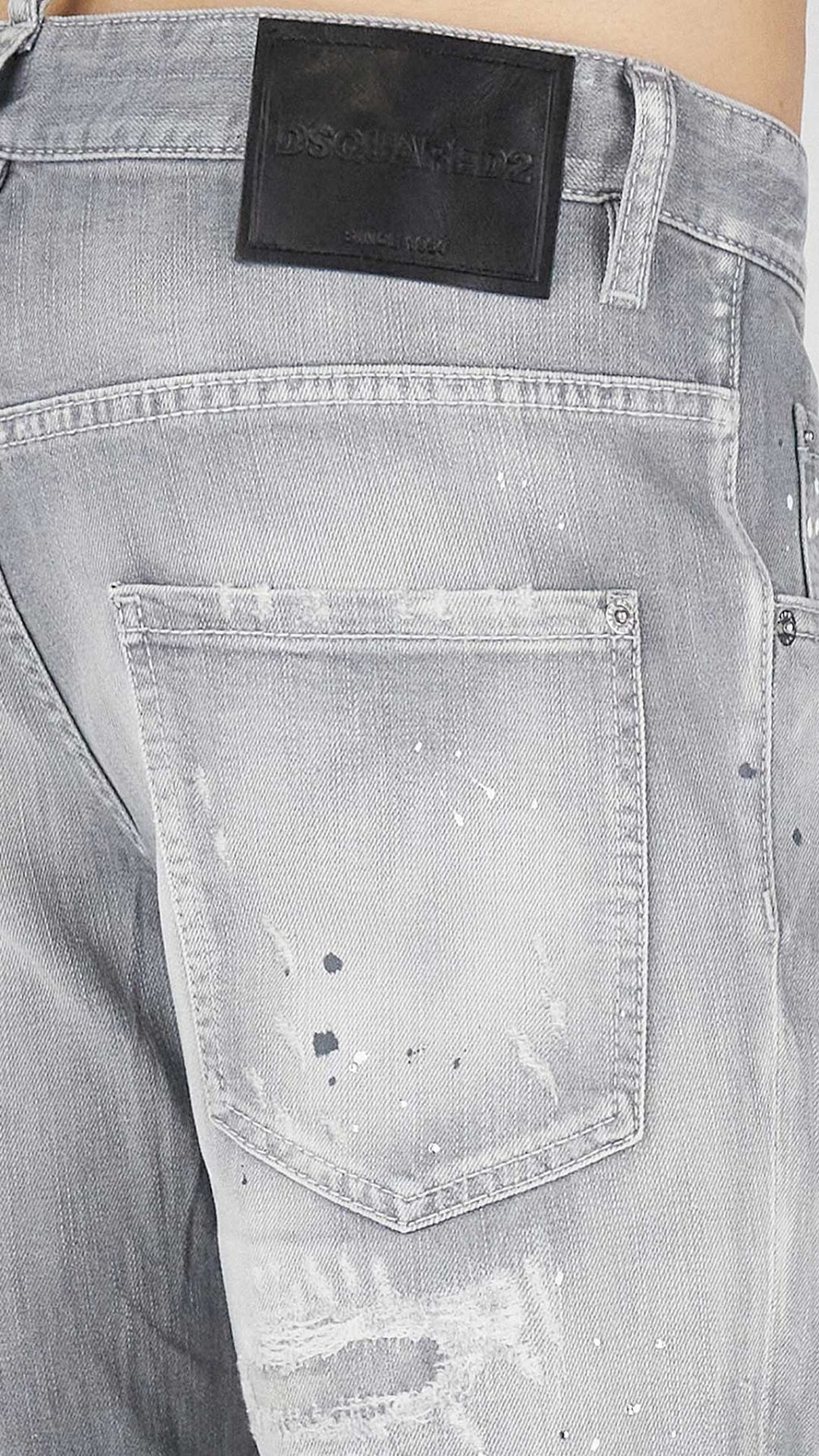 Jeans Skater Dsquared2 con salpicadura de pintura y cristal