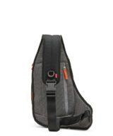 Bolso Diesel con logotipo D en relieve