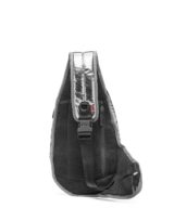 Bolso Diesel con logotipo D en relieve