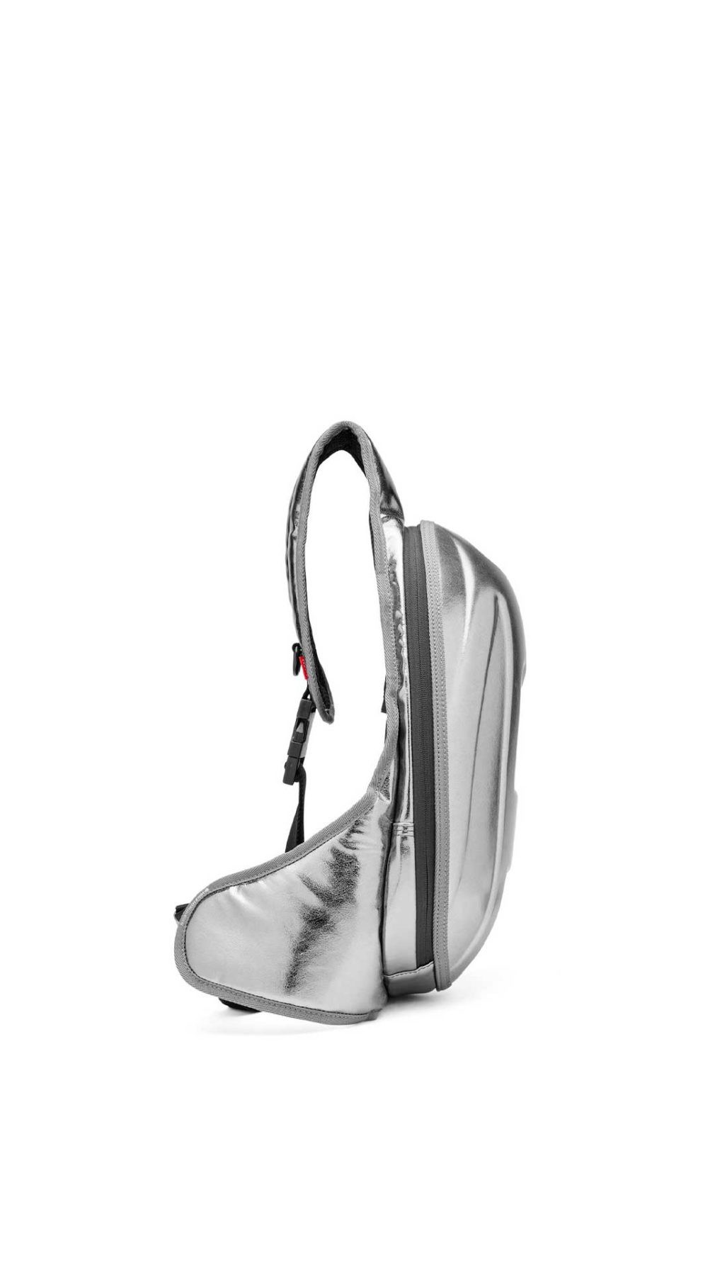 Bolso Diesel con logotipo D en relieve