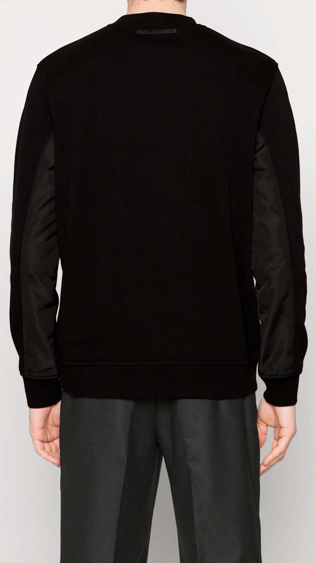 Sudadera Karl Lagerfeld con logotipo metálico