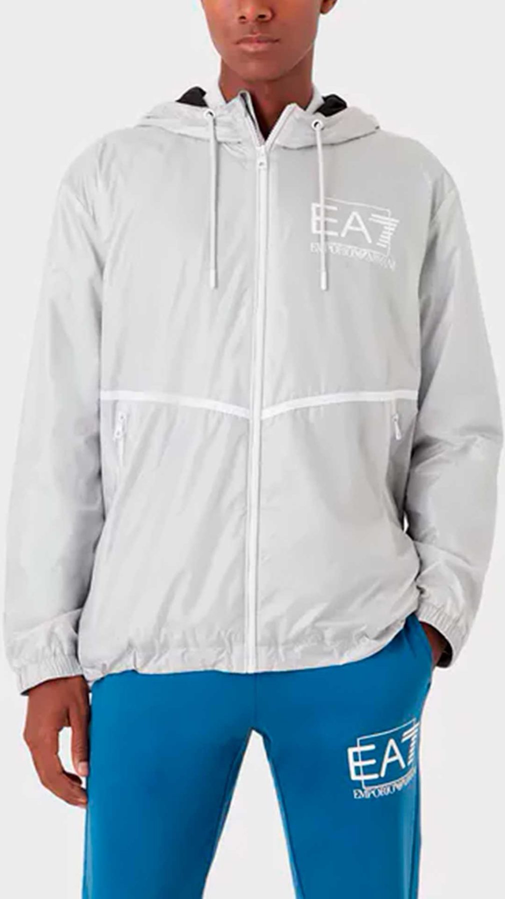 Chaqueta EA7 Emporio Armani de corte ancho