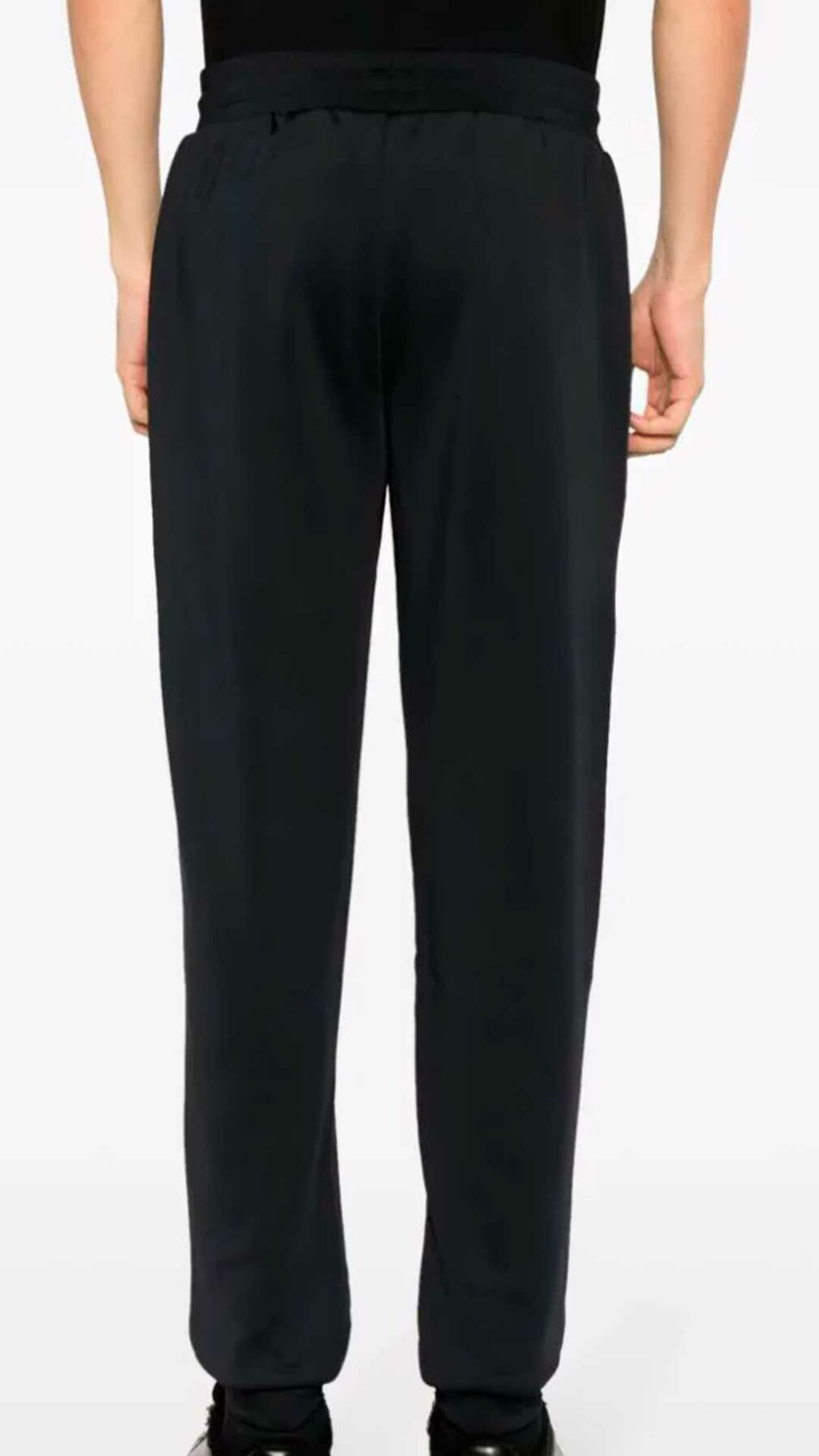 Pantalón de chándal con parche del logo de EA7 Emporio Armani